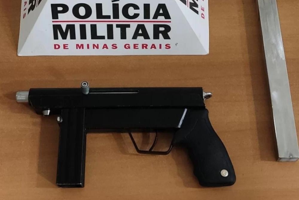 Adolescente, apreendido, confessa ter matado namorada no Natal em Santa Luzia (MG)