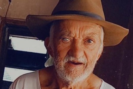 Antônio Nicolau foi visto com o mesmo chapéu da fotografia