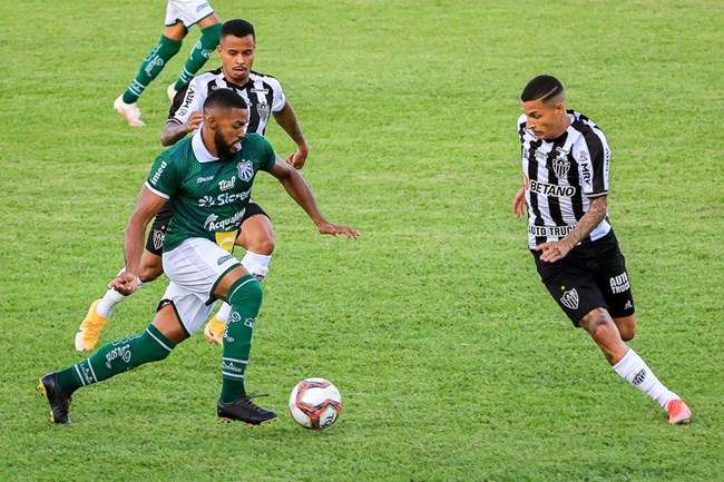 No próximo domingo (4), Galo e Coelho se enfrentam no Mineirão, às 16h. A Veterana, com o resultado, é a terceira, com 11 pontos. Também no próximo domingo, encara o Pouso Alegre. 