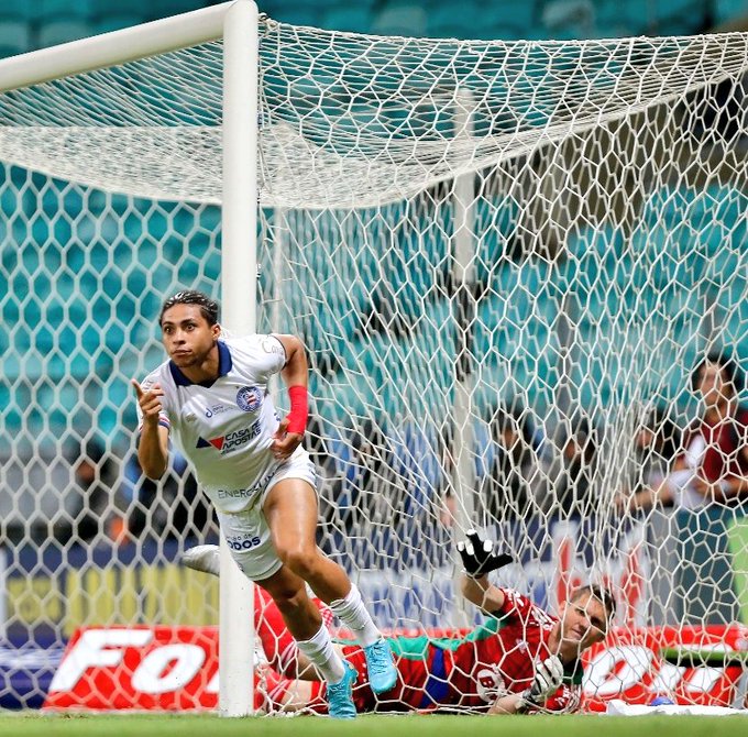  Estreia de Jacaré! Dois gols, o 1º no primeiro toque na bola com a camisa tricolor