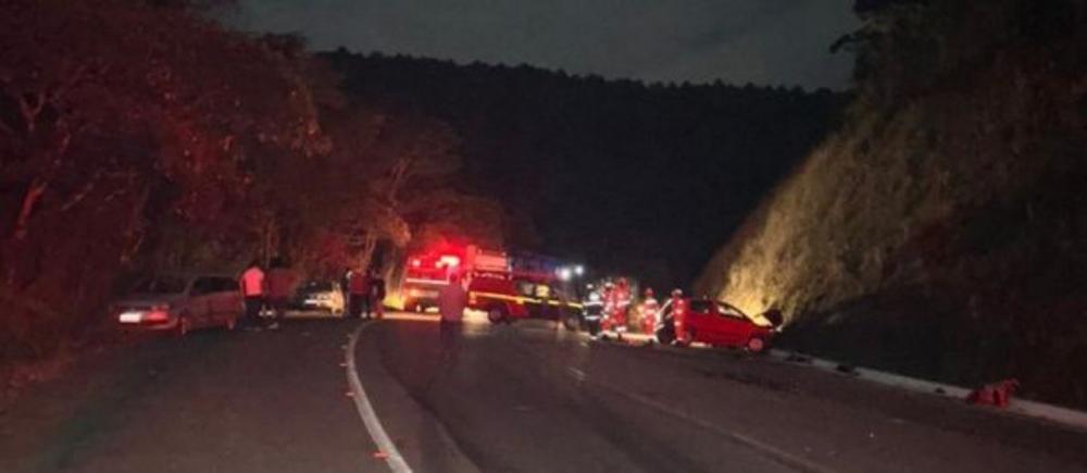 Acidente na MG-434, km 8, entre a BR-381 e a cidade de Itabira, local conhecido como Comunidade dos Bambas