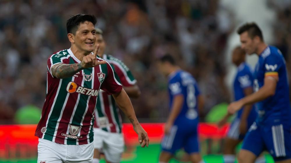 Cano marcou um dos gols do Fluminense na vitória sobre o Cruzeiro