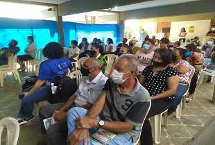 Moradores dos bairros Bela Vista, Nova Vista, Jardim das Oliveiras e Praia