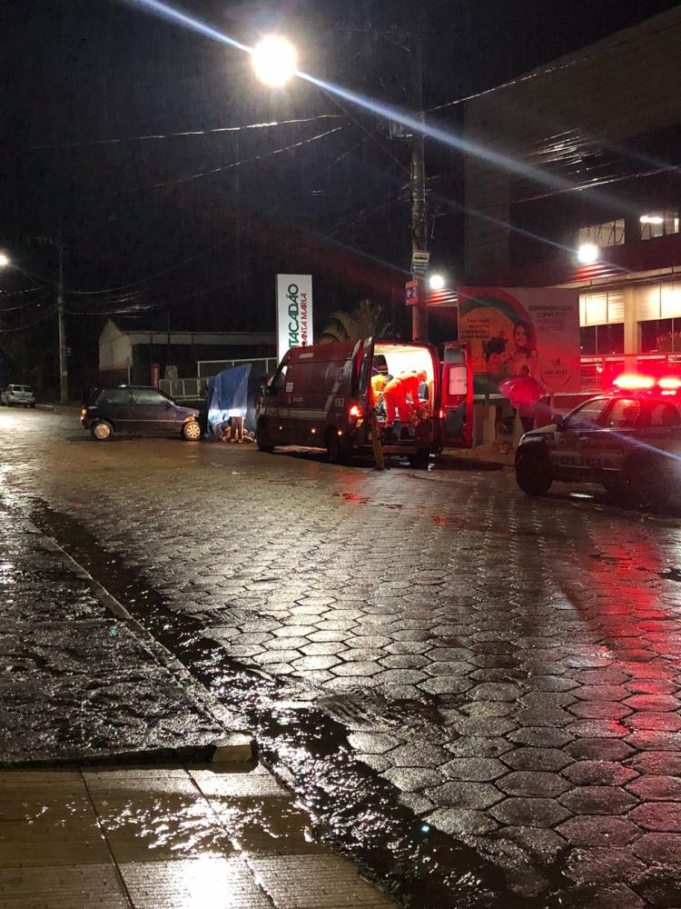  Corpo de Bombeiro foi acionado e atende a ocorrência