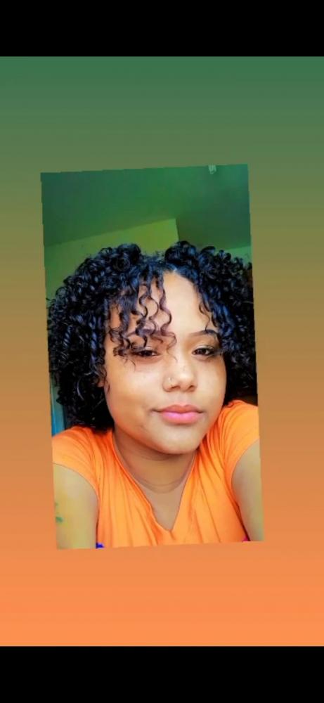 Claudia Eliene Arruda Vieira, 19 anos