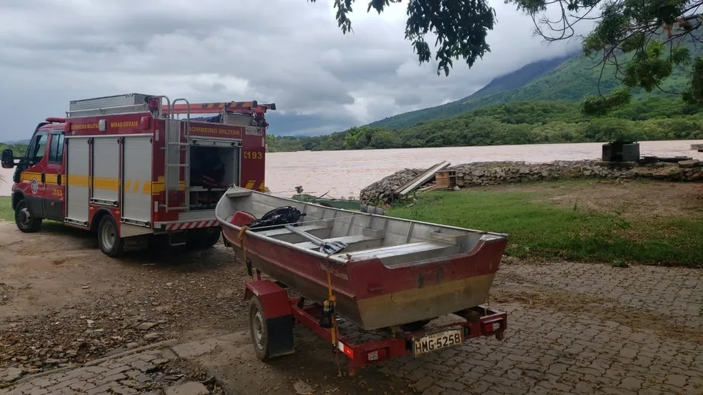 Bombeiros procuram por jovem que desapareceu — Foto: Corpo de Bombeiros/Divulgação