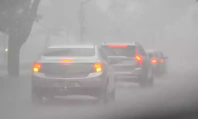 Possibilidade chuva forte deixa cidades mineiras em alerta