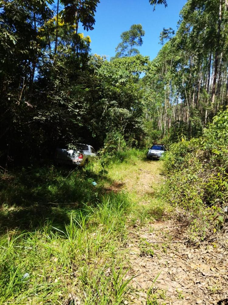 Polícia Militar recupera veículo roubado em Santa Bárbara