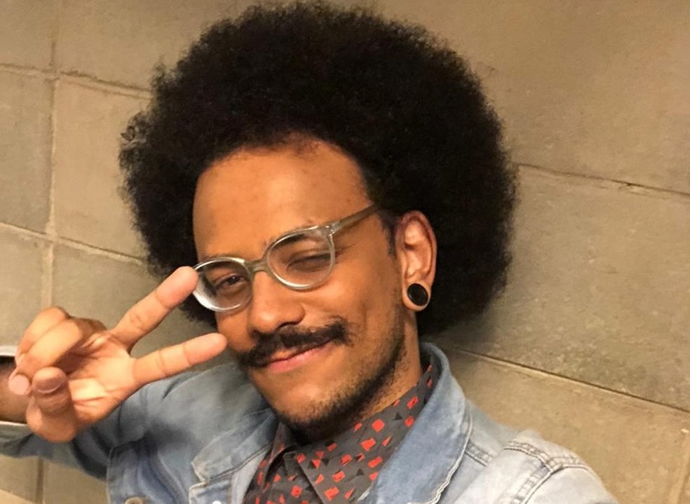 João Luiz posa para a #RedeBBB — Foto: Globo