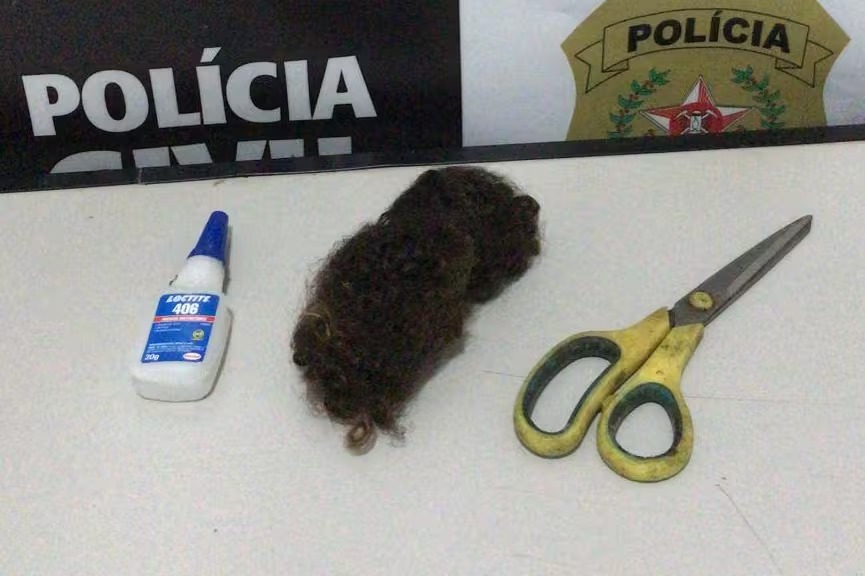 Material apreendido pela polícia
