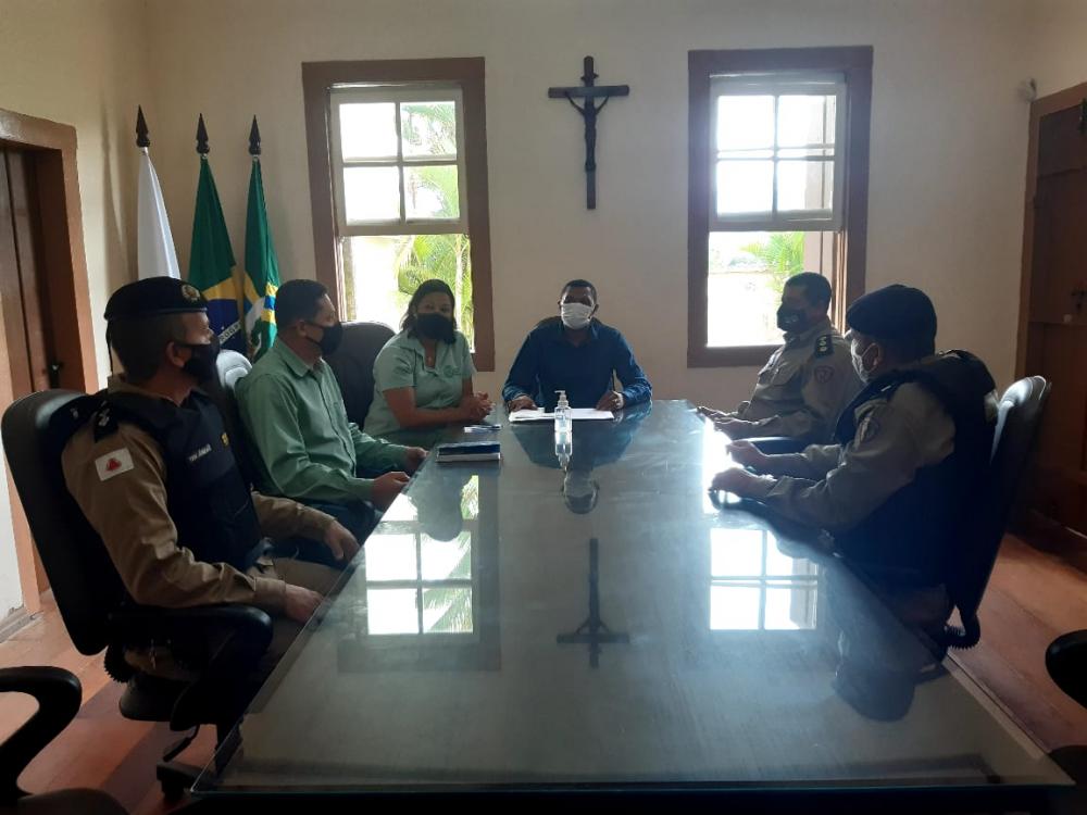Comandante do 26°BPM reuni-se com Prefeito de Santa Bárbara