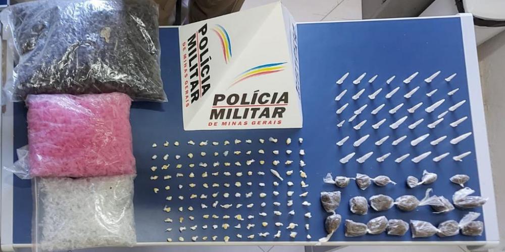 Drogas foram apreendidas e encaminhada para a Delegacia de Polícia Civil