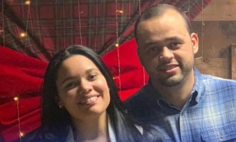 Durante uma transmissão ao vivo no Facebook, a mulher do pastor contesta as acusações