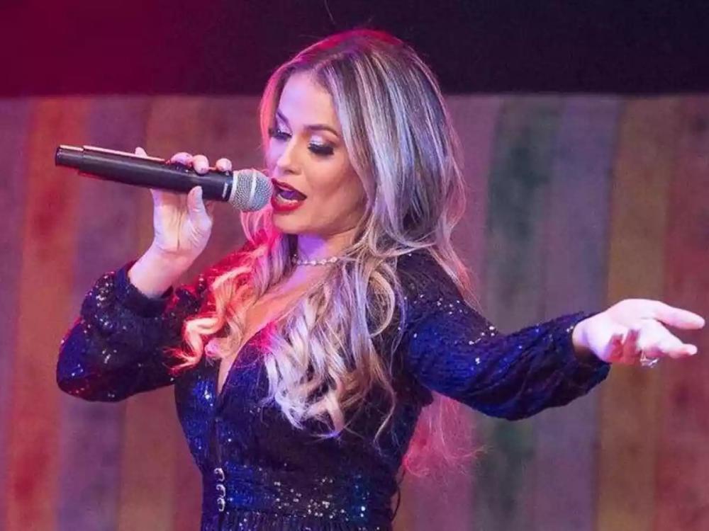 Nayara Vilela deixa filho de 8 anos de idade