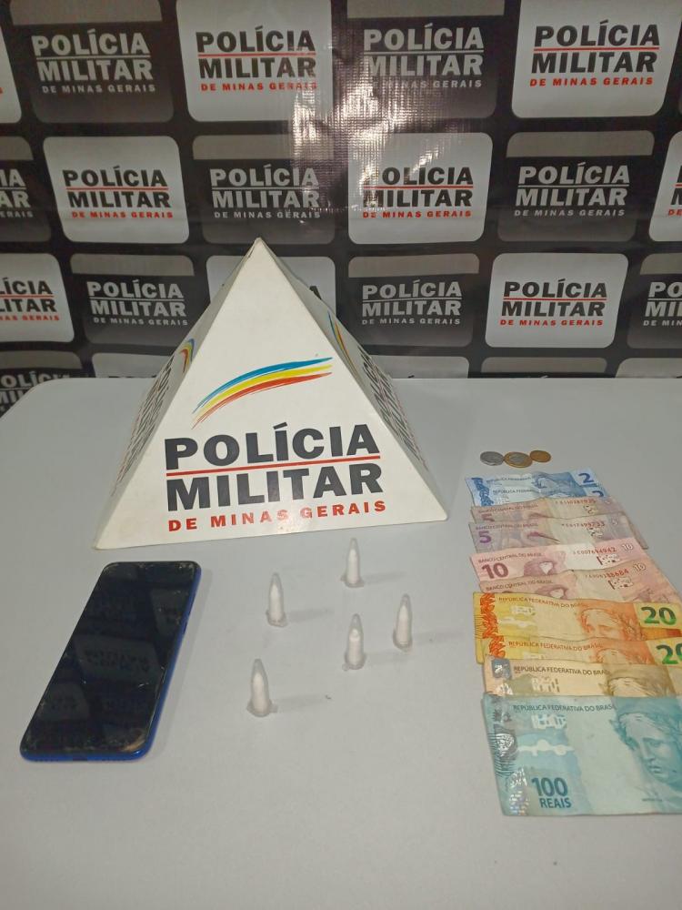 Jovem é preso em Santa Bárbara por tráfico ilícito de drogas