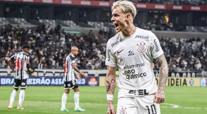Róger Guedes comemora o gol do Corinthians no Mineirão FáBIO BARROS/AGÊNCIA F8/ESTADÃO CONTEÚDO