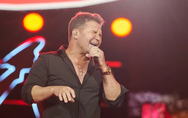 Eduardo Costa faria show em João Monlevade, nesta quinta-feira (31), mas temporal cancelou a festa 