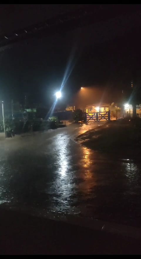  Moradores registraram chuva em na região nesta quinta-feira (27).