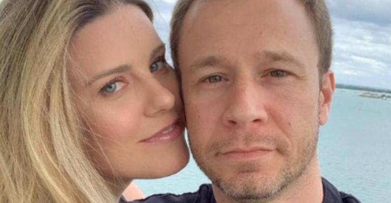 Esposa de Tiago Leifert parabeniza apresentador pelo BBB21 - Reprodução/Instagram