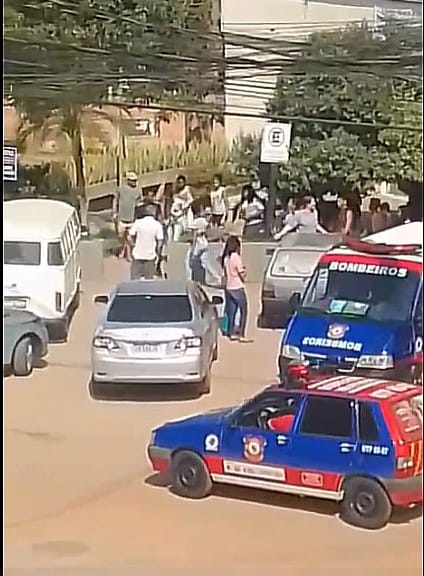 Imagens do resgate dos alunos viralizaram nas redes sociais