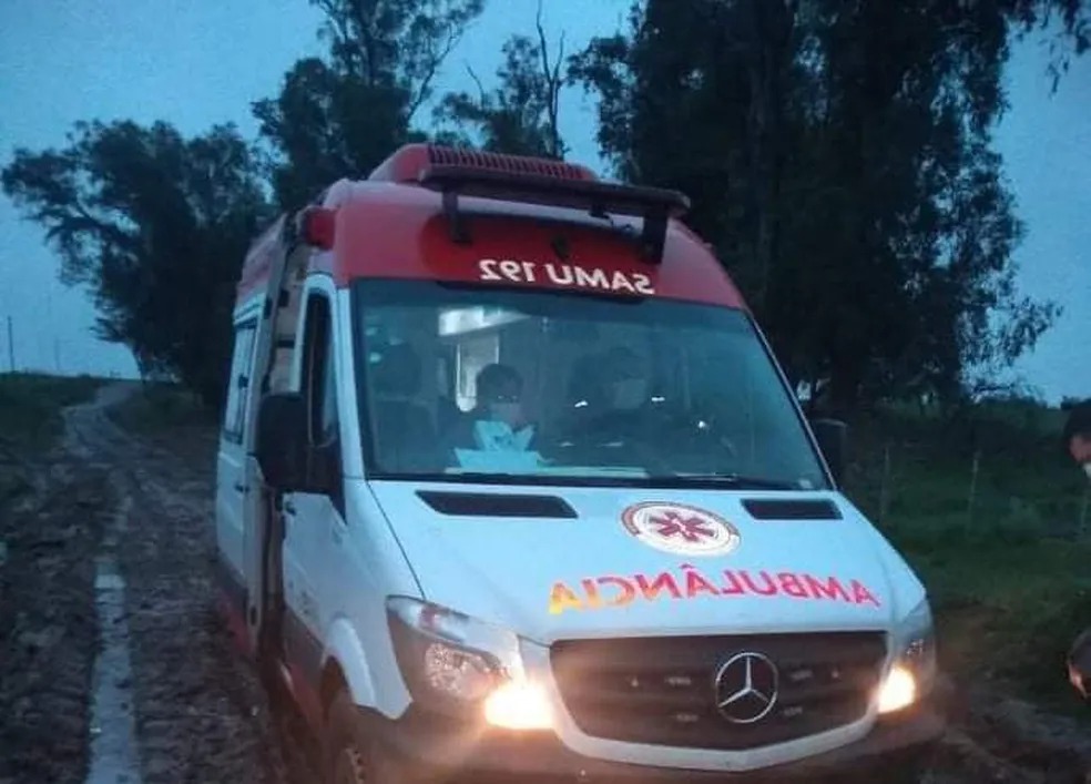 Mãe encontra filho de 10 anos morto após acidente com bicicleta em MG