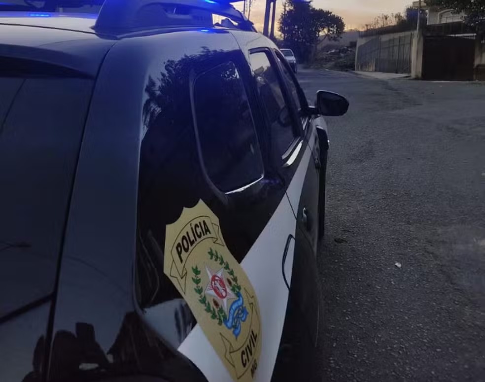 Mandado de prisão foi cumprido em Santa Maria do Suaçuí — Foto: Polícia Civil