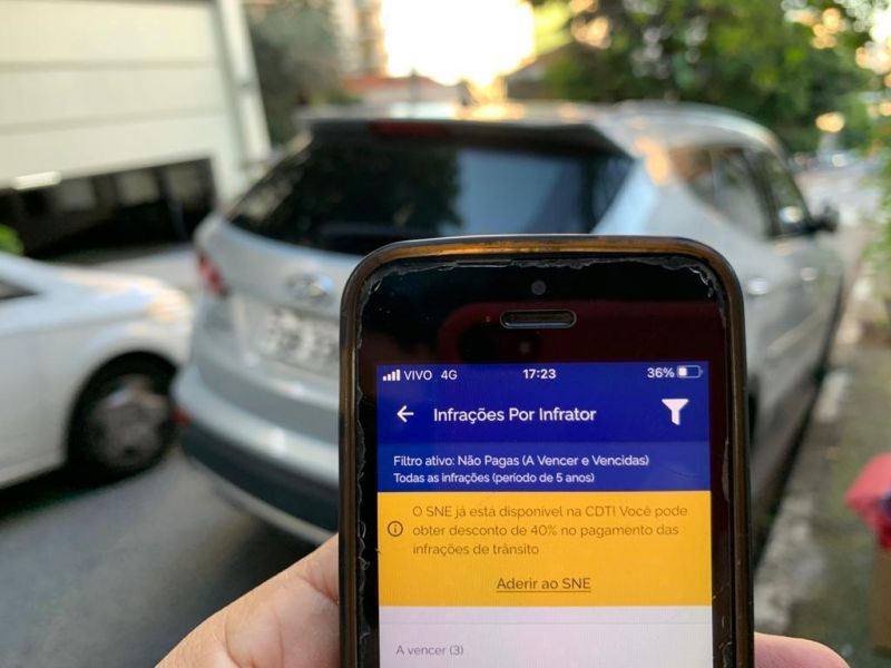 O cidadão pode habilitar o acesso ao SNE através do aplicativo da Carteira Digital de Trânsito - (Foto: Angélica Sales/R7)