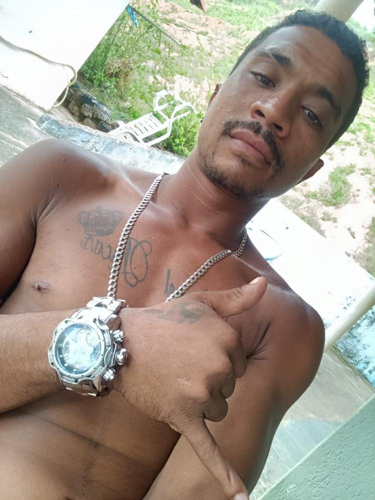  Weiller Frank Áraujo ( apelido Farol) 