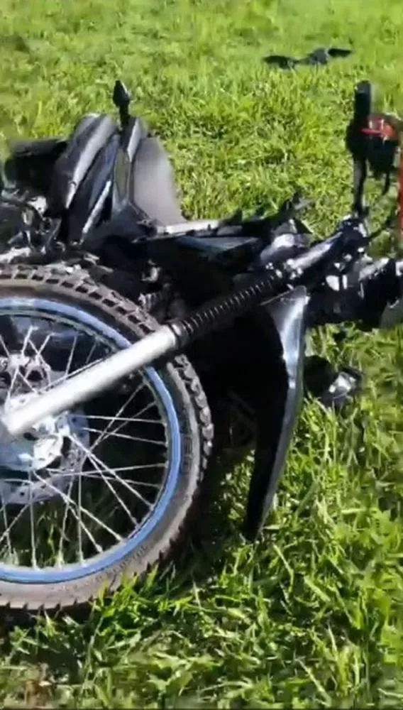 Homem sofre mal súbito e morre na BR-381, em Ipatinga. — Foto: Polícia Militar/Divulgação.