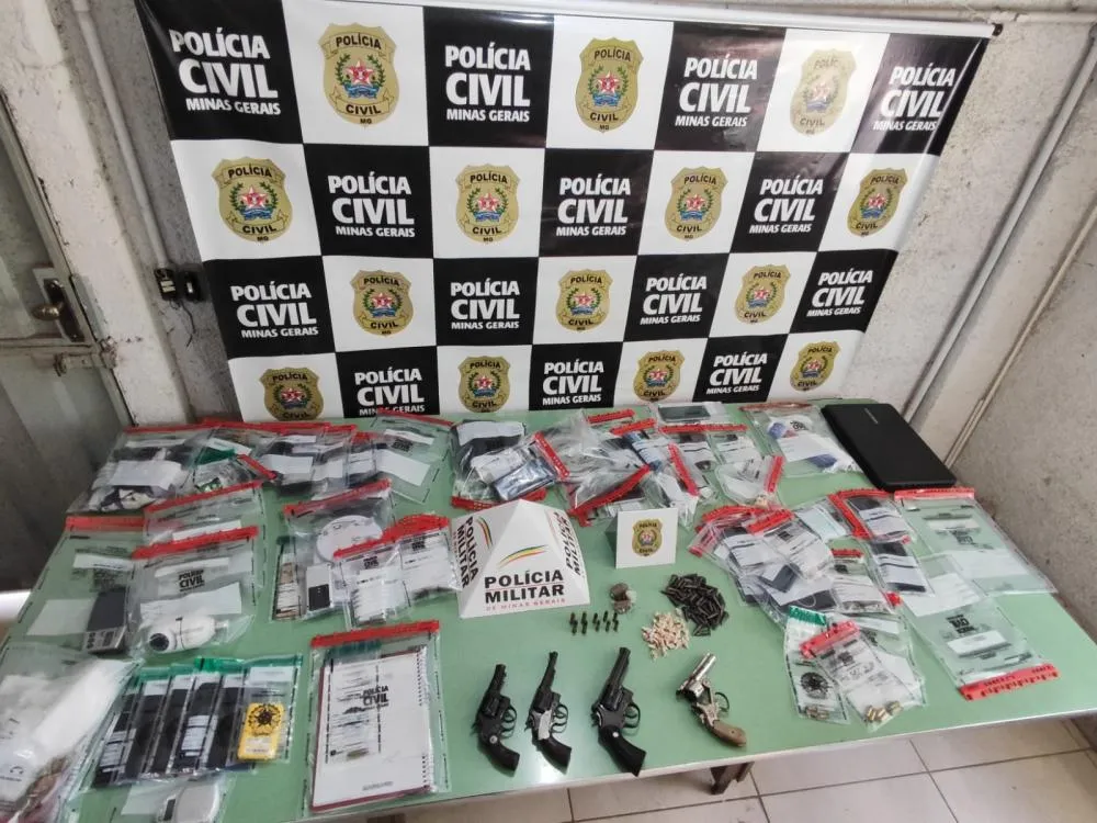Jovem em cárcere privado é libertado durante operação conjunta entre PC e PM; 14 pessoas foram presas. — Foto: Polícia Civil/Polícia Militar