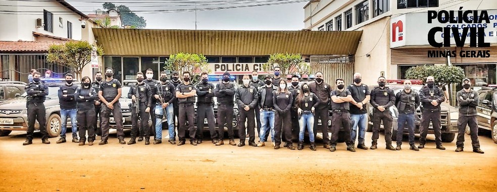 33 policiais civis participaram da 4ª fase da operação Negócio Mortal — Foto: Polícia Civil/Divulgação