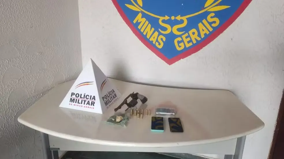 Materiais apreendidos pela PM — Foto: Polícia Militar