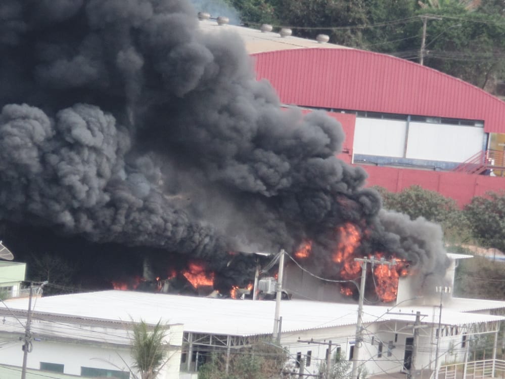A Câmara Municipal de Itabira, em 2018, instaurou uma CPI para apurar o gasto da verba pública e concluiu que a obra havia sido superfaturada.