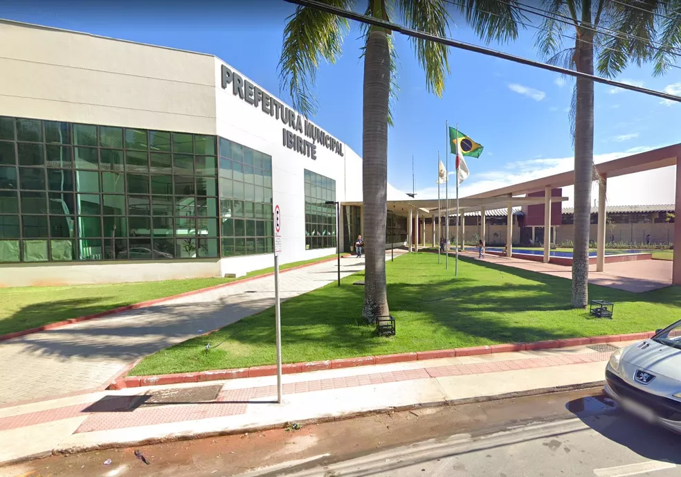 Prefeitura de Ibirité. — Foto: Google Street View