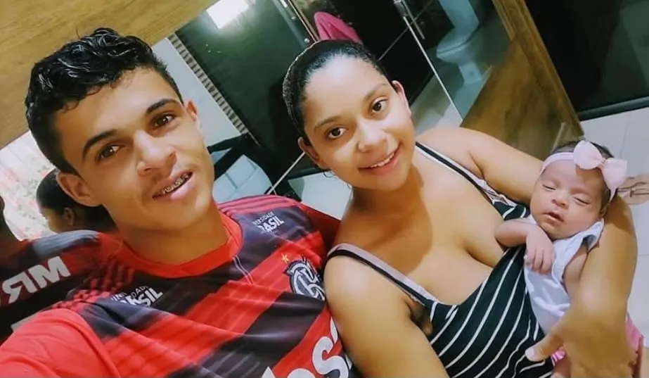 Arquivo Redes Sociais: Garimpeiro Romário e sua Família: Ele foi morto; Mulher e Filha foram sequestradas. 