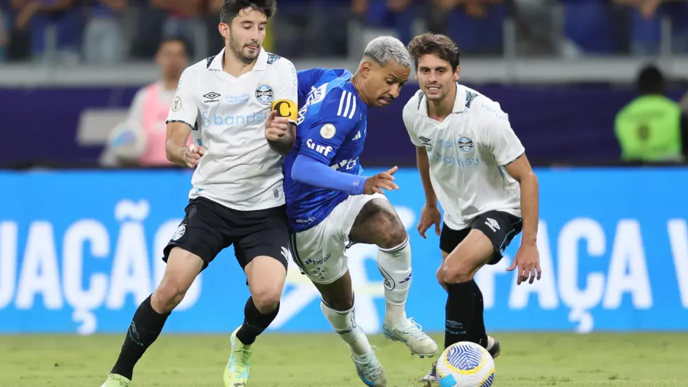Cruzeiro x Grêmio Matheus Pereira fez golaço e empatou o jogo para o Cruzeiro