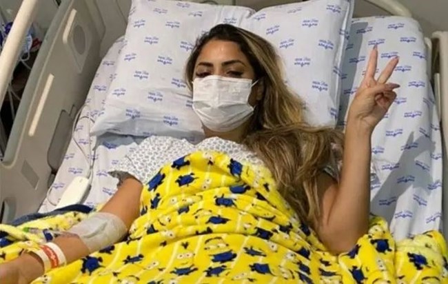 Lexa recebeu alta no mesmo dia que lançou a música Taradinha