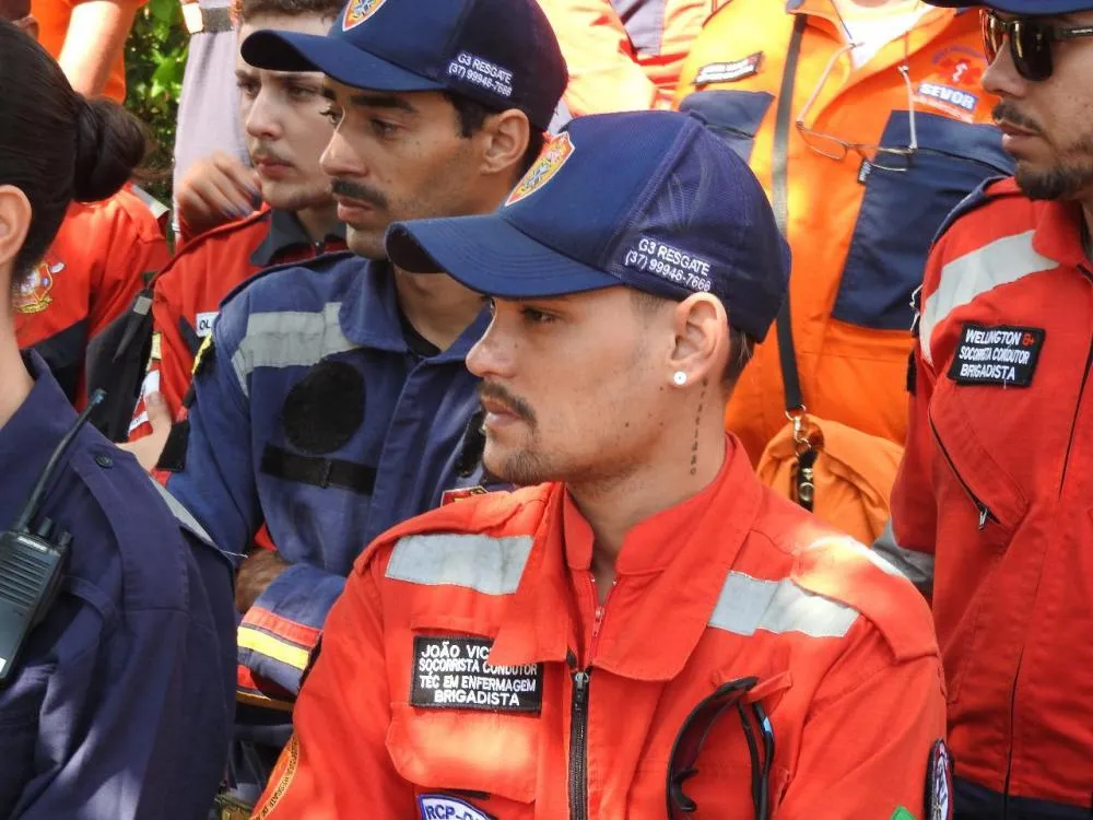 NOVA ERA E PITANGUI PRESTAM ÚLTIMAS HOMENAGENS A EDSON DE SOUZA, LÍDER DE GRUPO DE RESGATE VOLUNTÁRIO
