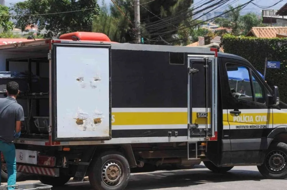 Tiroteio deixa um homem morto e outros dois baleados em Contagem