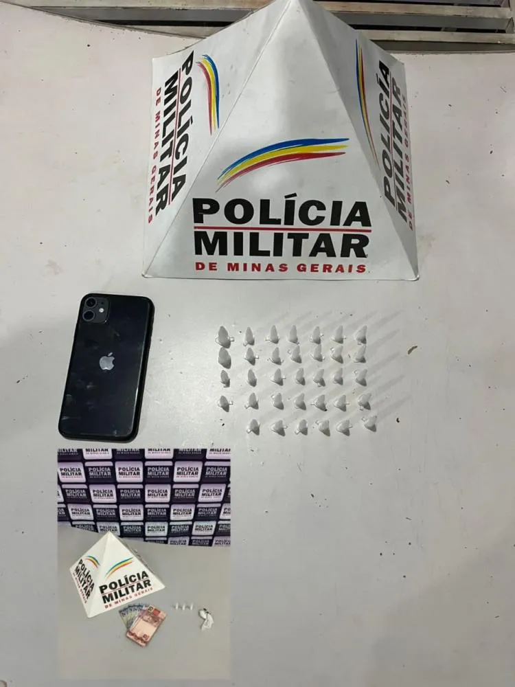 Polícia Militar prende quatro pessoas por tráfico de drogas em bairros distintos de Itabira