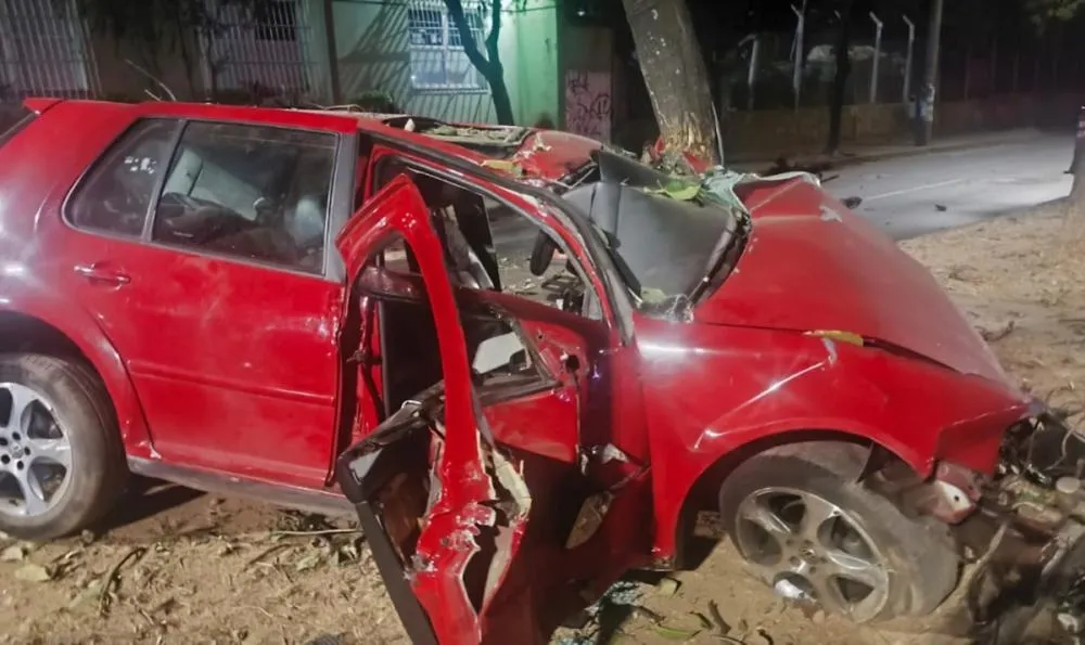 Jovem de 26 anos morre após grave acidente na avenida Barão Homem de Melo, em BH