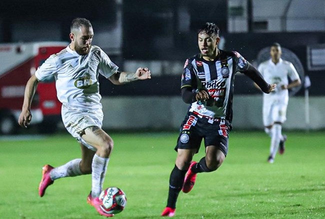  Cruzeiro voltou para a zona de rebaixamento, na 17ª posição, com quatro pontos.