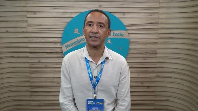 Prefeito de Dom Joaquim; Nem da Saúde (MDB)