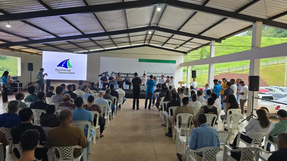 Encontro Regional pelo Asfaltamento da LMG-790, conhecida como Estrada do Piçarrão