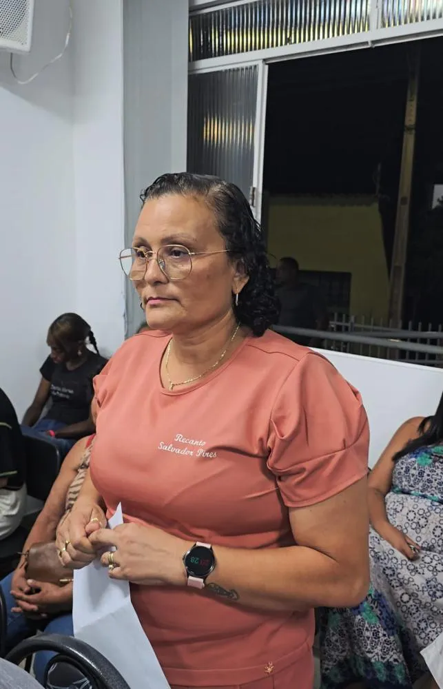 gestora administrativa da entidade, Denise Lage