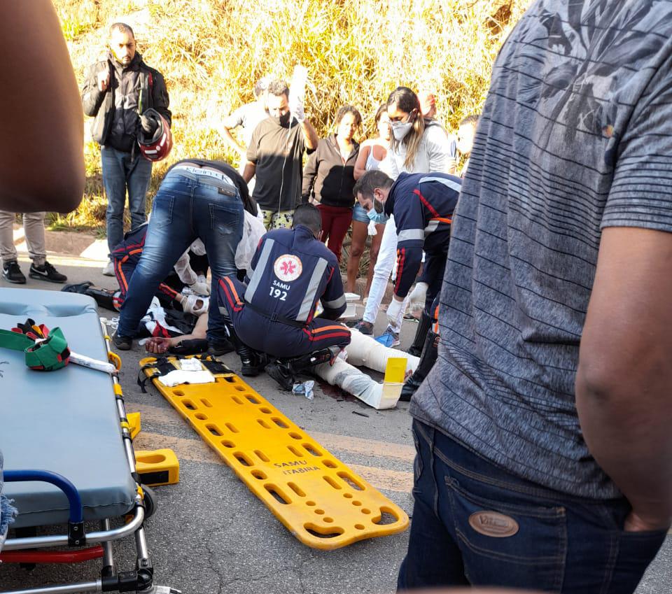 URGENTE; Acidente grave interdita MG-120 na saída de Santa Maria de Itabira