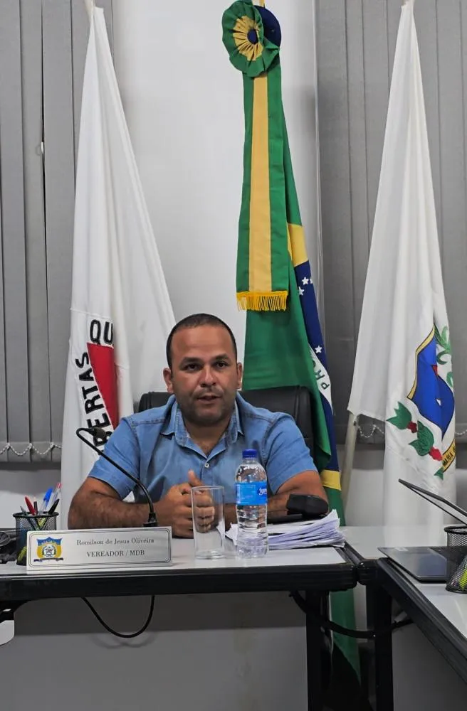 vereador e presidente da Casa, Romilson de Jesus Oliveira