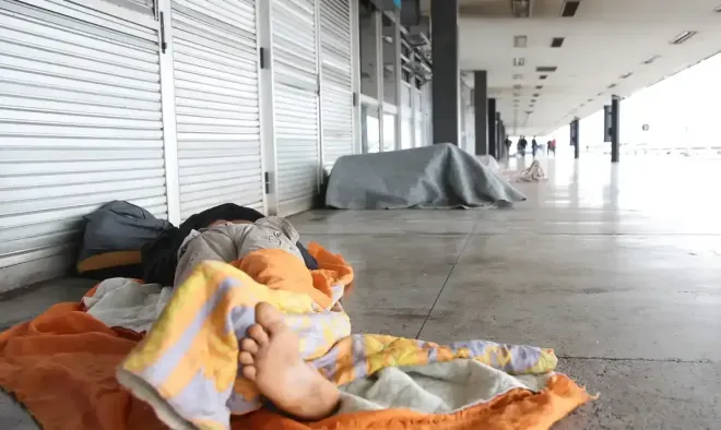 Projeto em BH quer devolver pessoas em situação de rua para suas cidades de origem • José Cruz | Agência Brasil