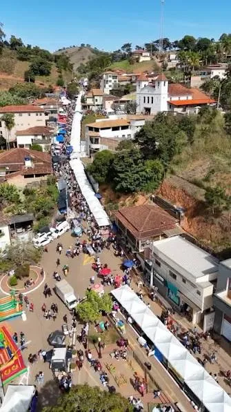 Prefeito Marco Antônio Lage transfere sede administrativa da Prefeitura para o distrito do Carmo em celebração ao Dia de Nossa Senhora do Carmo