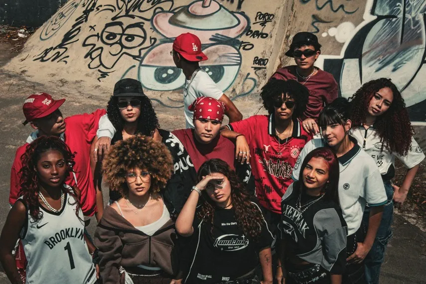 - Integrantes do grupo itabirano Art & Move, responsável pela performance de dança urbana “MOTUS”. Foto: acervo Art & Move